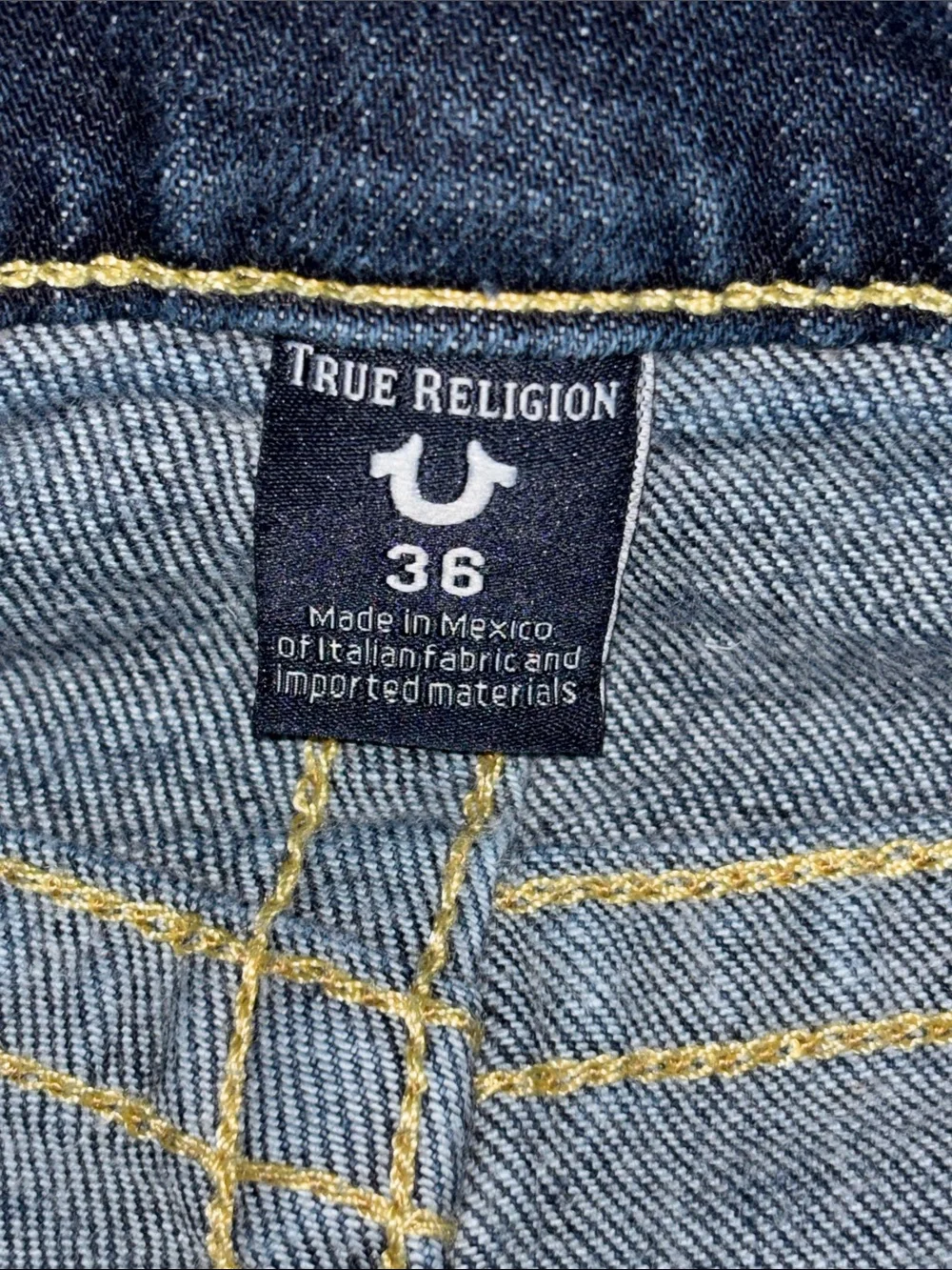 True Religion - Men's “Ricky Relaxed Straight jeans (36 x 29)